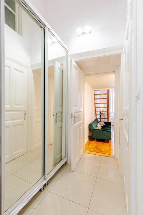 Vibrant Center Apartment Budapest Extérieur photo